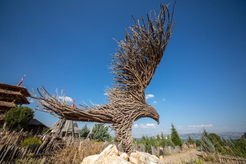 Large wooden eagle