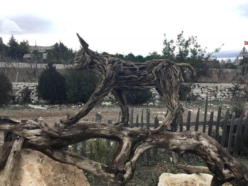 Wooden cat